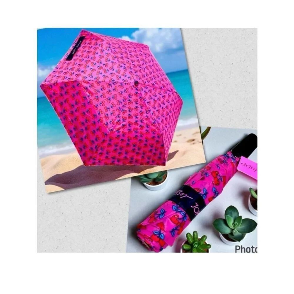 NWT Gorgeous Betsey Johnson Cherry Hearts 42” Pink,Black,Red Auto Open Umbrella
